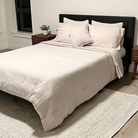 Modern 2 Bed Furnished Apartment In 昆西 外观 照片